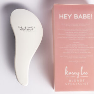 The Ultimate Detangle Brush White